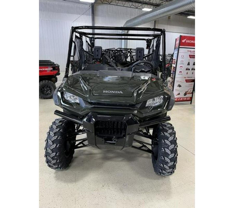 2025 Honda® Pioneer 1000-5 Deluxe