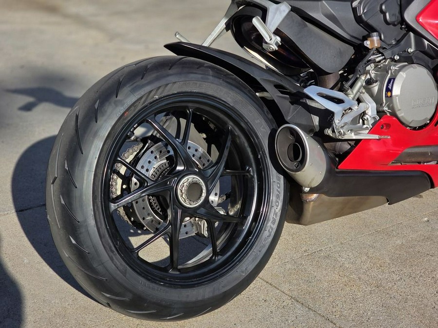 2021 Ducati Panigale V2