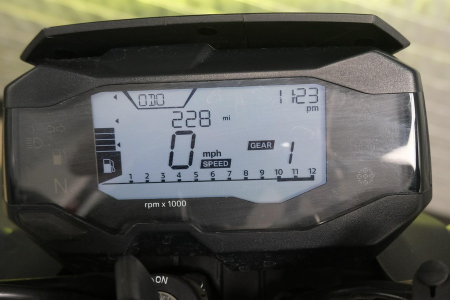 2023 BMW G 310 R