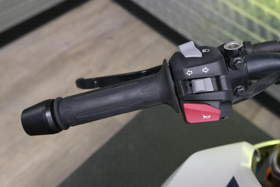 2023 BMW G 310 R