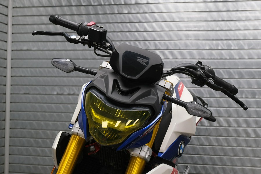 2023 BMW G 310 R