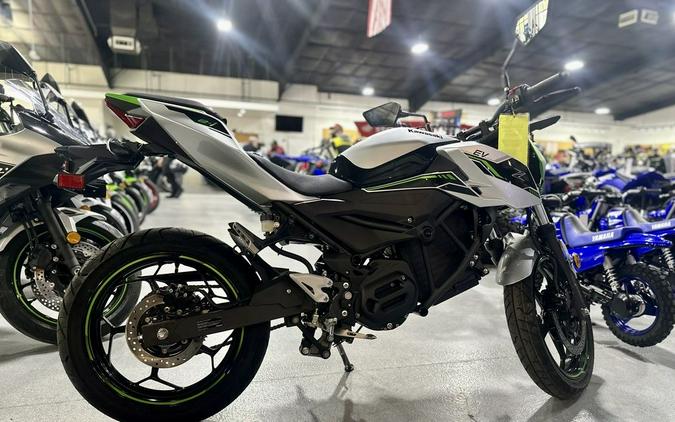2024 Kawasaki Z e-1 ABS