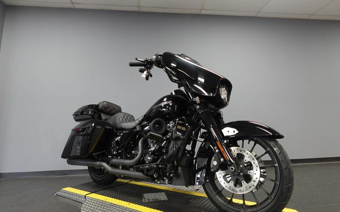 2019 Harley-Davidson Street Glide Special FLHXS