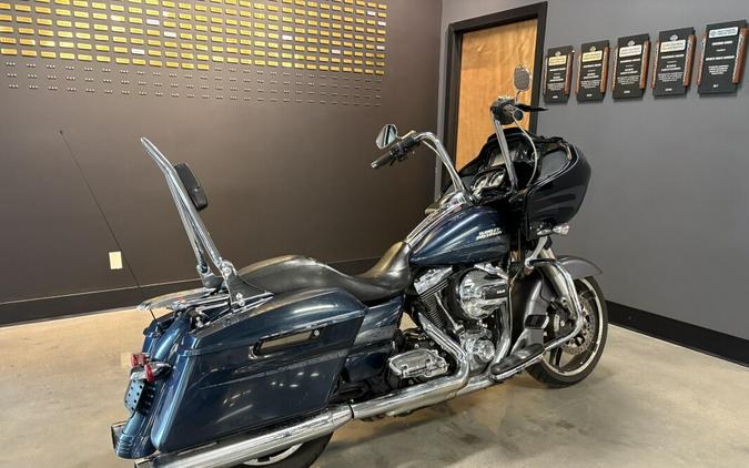 2016 Harley-Davidson® Road Glide® Special Custom Colour Cosmic Blue Pearl