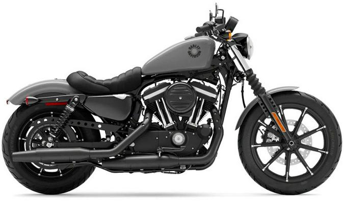 2022 Harley-Davidson Iron 883 Review [Air-Cooled Sportster]