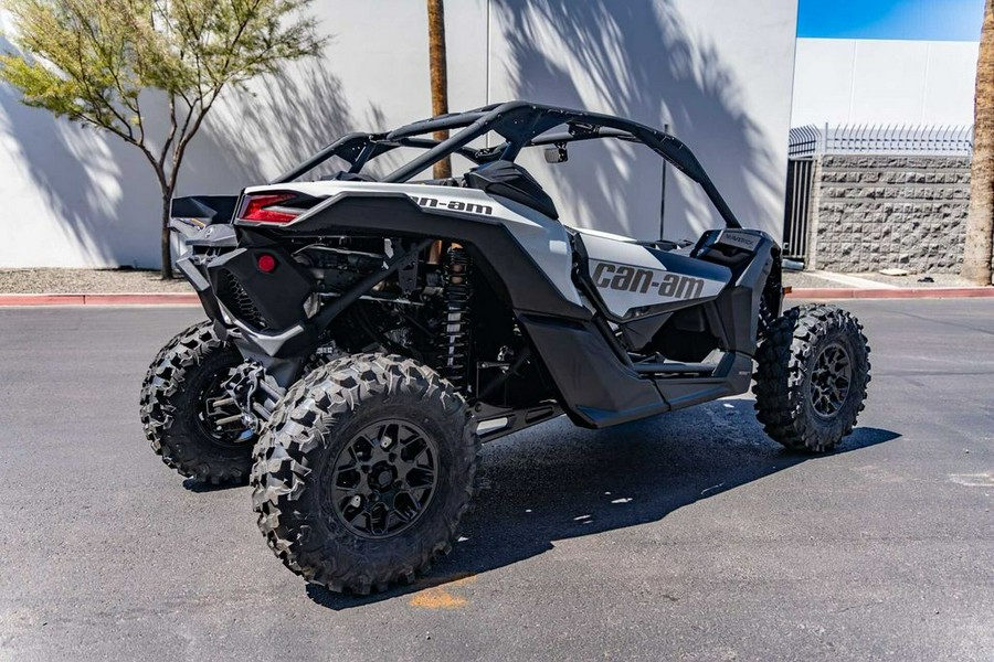 2024 Can-Am® Maverick X3 DS Turbo Catalyst Gray