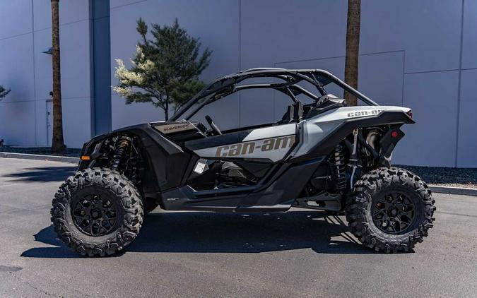 2024 Can-Am® Maverick X3 DS Turbo Catalyst Gray