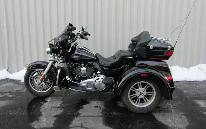 2013 Harley-Davidson® FLHTCUTG - Tri Glide® Ultra Classic®