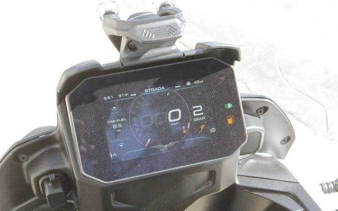 2027 Moto Guzzi V85 TT Travel