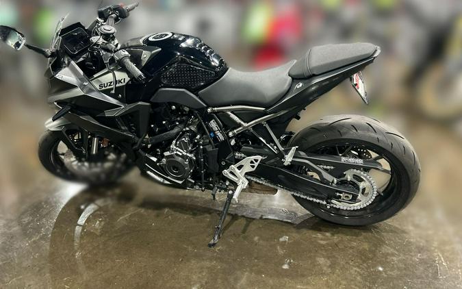 2025 Suzuki GSX-8R