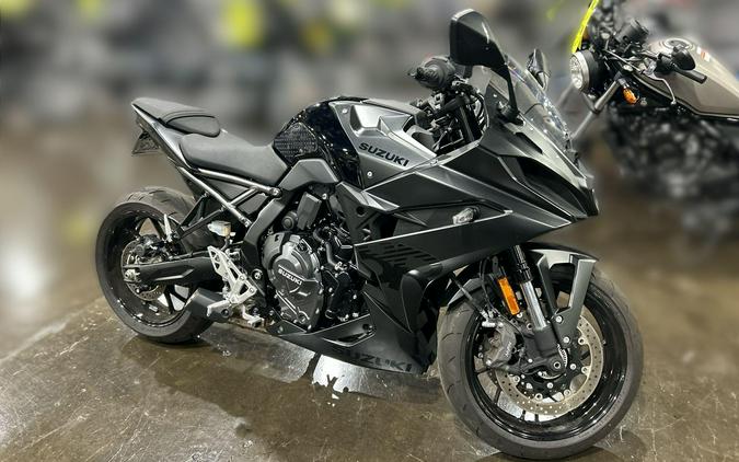 2025 Suzuki GSX-8R