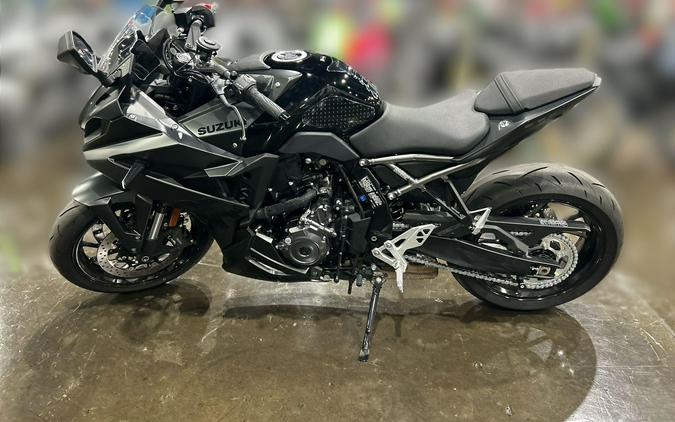 2025 Suzuki GSX-8R