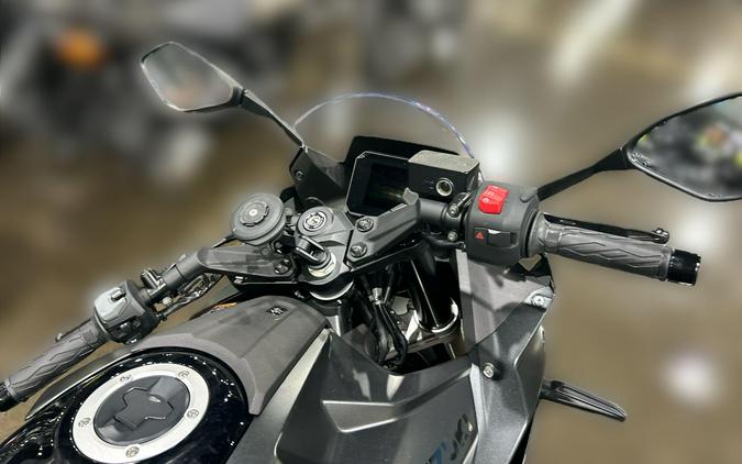 2025 Suzuki GSX-8R