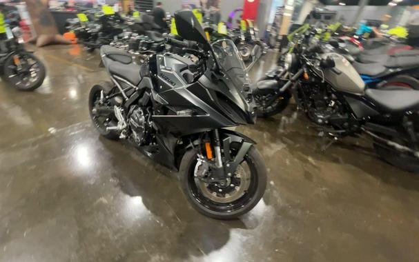 2025 Suzuki GSX-8R