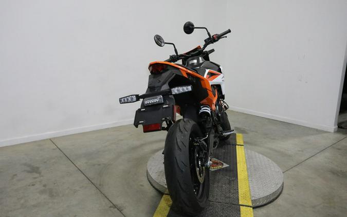 2025 KTM SMC 390 R