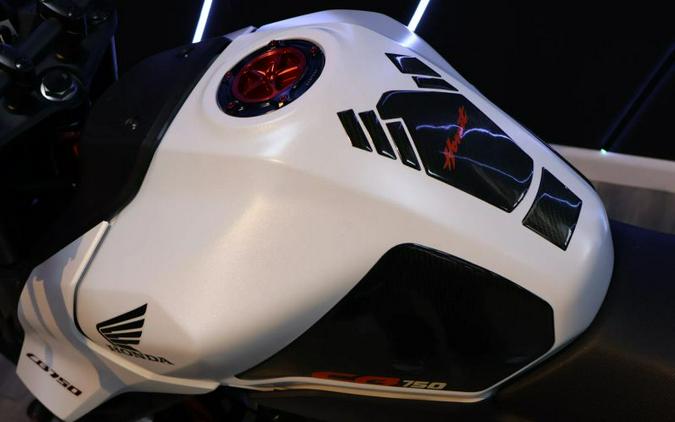 2025 HONDA CB 750 HORNET