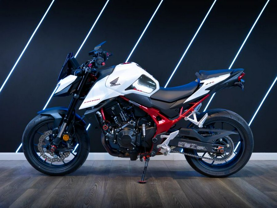 2025 HONDA CB 750 HORNET