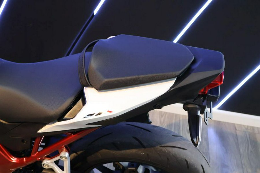 2025 HONDA CB 750 HORNET