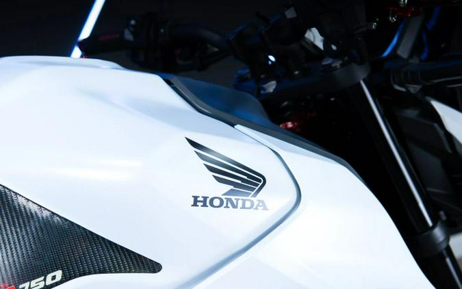 2025 HONDA CB 750 HORNET