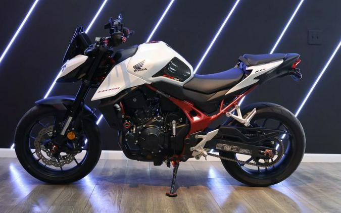 2025 HONDA CB 750 HORNET