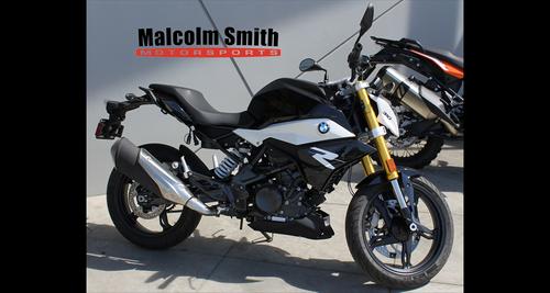 2021 BMW G 310 R Review [Urban Motorcycle Test in Los Angeles]