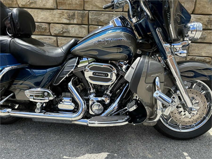 2010 Harley-Davidson CVO Ultra Classic Electra Glide