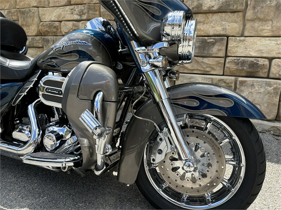 2010 Harley-Davidson CVO Ultra Classic Electra Glide