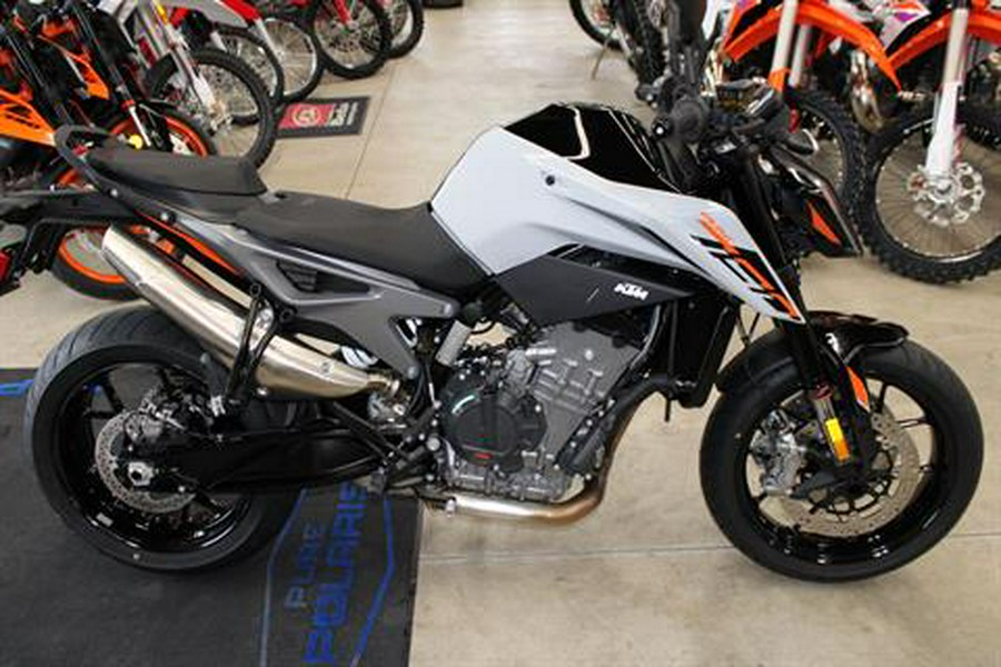 2024 KTM 790 Duke