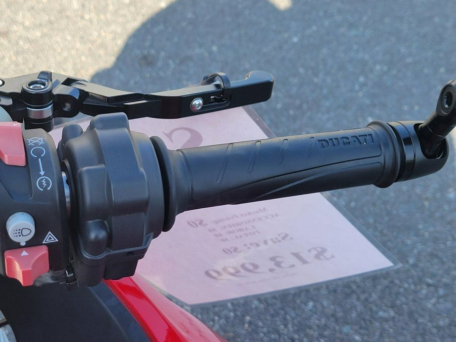 2023 Ducati SuperSport 950 S Ducati Red