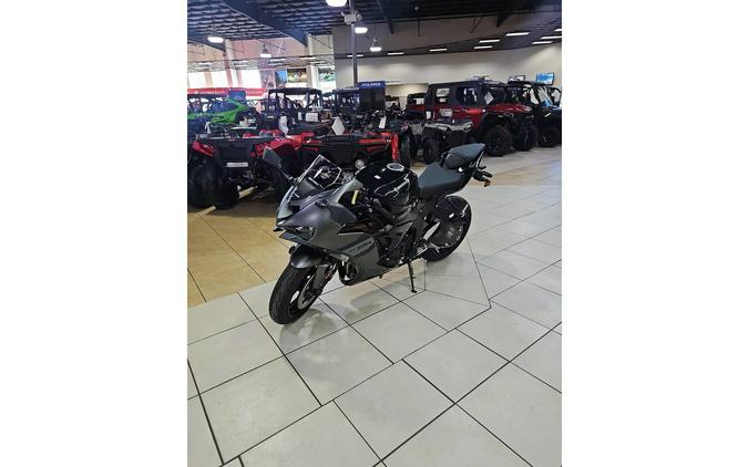 2026 Kawasaki NINJA ZX 6R ABS