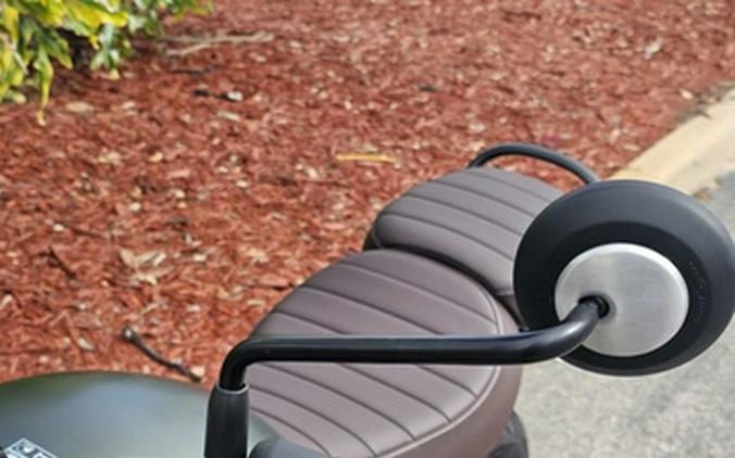 2026 Triumph Scrambler 400 X Matte Khaki Green/Matte Fusion Whi X