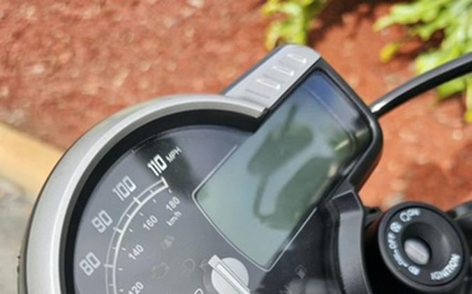 2026 Triumph Scrambler 400 X Matte Khaki Green/Matte Fusion Whi X