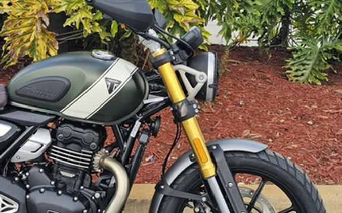 2026 Triumph Scrambler 400 X Matte Khaki Green/Matte Fusion Whi X