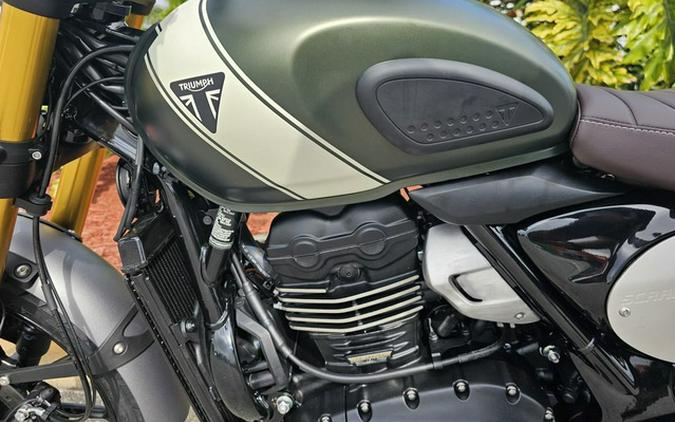 2026 Triumph Scrambler 400 X Matte Khaki Green/Matte Fusion Whi X