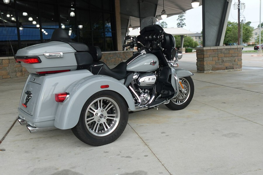 2024 Harley-Davidson Tri Glide Ultra FLHTCUTG