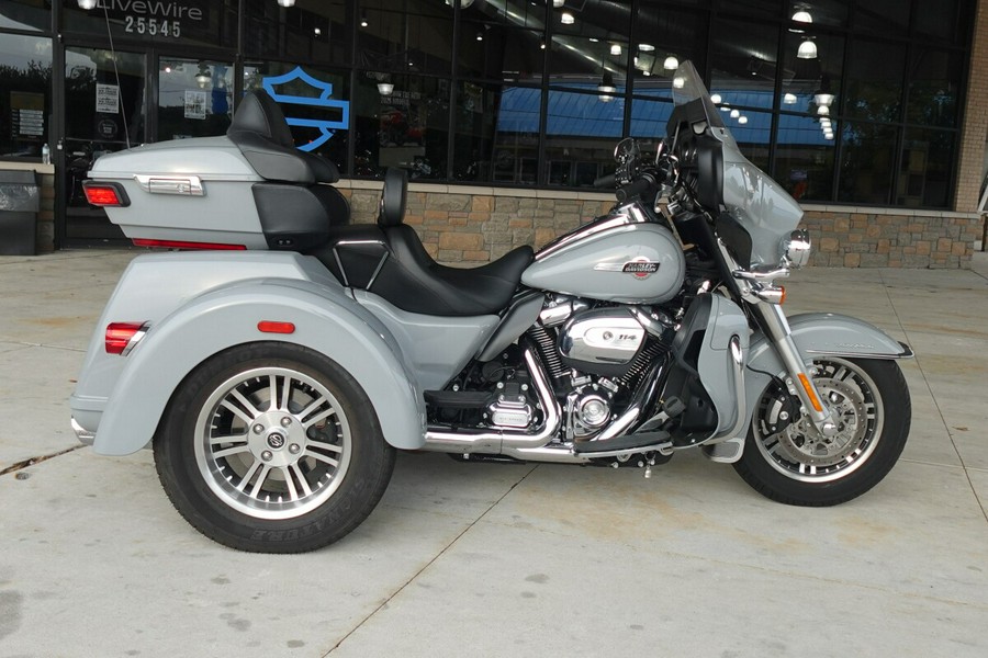 2024 Harley-Davidson Tri Glide Ultra FLHTCUTG