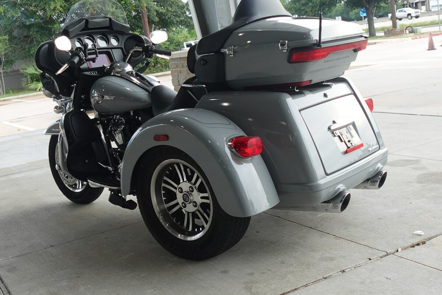 2024 Harley-Davidson Tri Glide Ultra FLHTCUTG