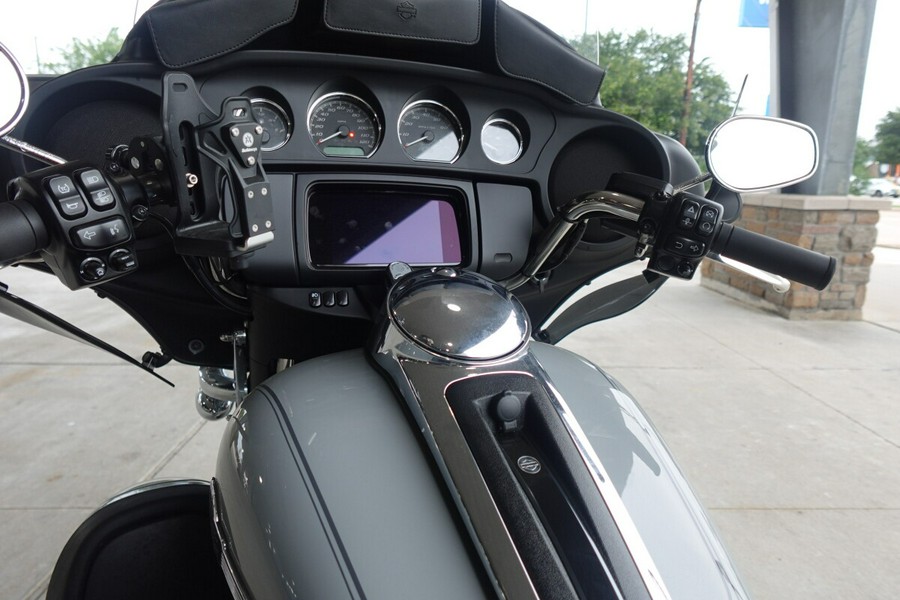 2024 Harley-Davidson Tri Glide Ultra FLHTCUTG