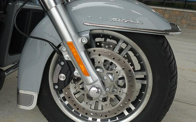 2024 Harley-Davidson Tri Glide FLHTCUTG