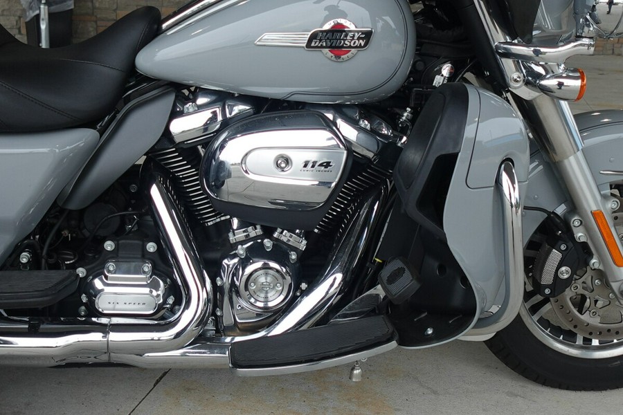 2024 Harley-Davidson Tri Glide Ultra FLHTCUTG