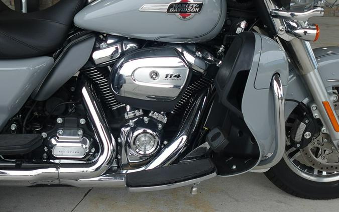 2024 Harley-Davidson Tri Glide FLHTCUTG