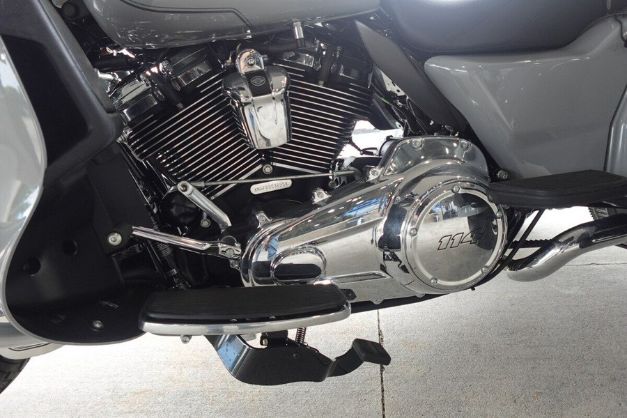2024 Harley-Davidson Tri Glide Ultra FLHTCUTG