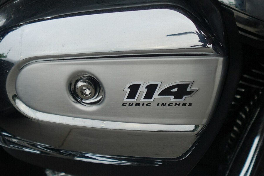 2024 Harley-Davidson Tri Glide Ultra FLHTCUTG