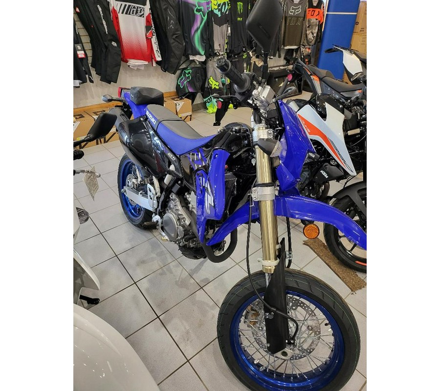 2023 Suzuki DR-Z 400SM Base