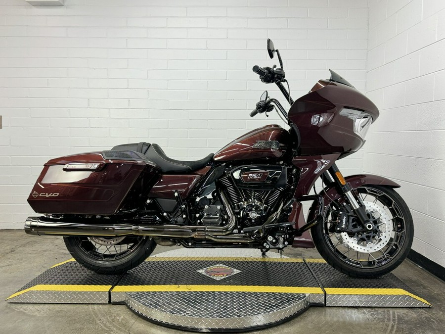 2024 Harley-Davidson CVO™ Road Glide COPPERHEAD W/ PINSTRIPE