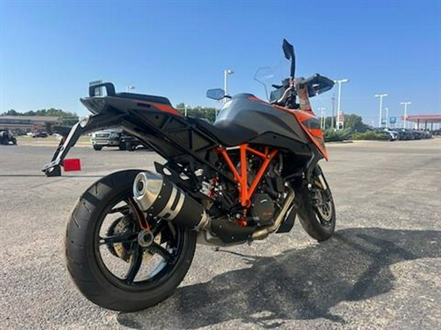 2023 KTM 1290 Super Duke GT