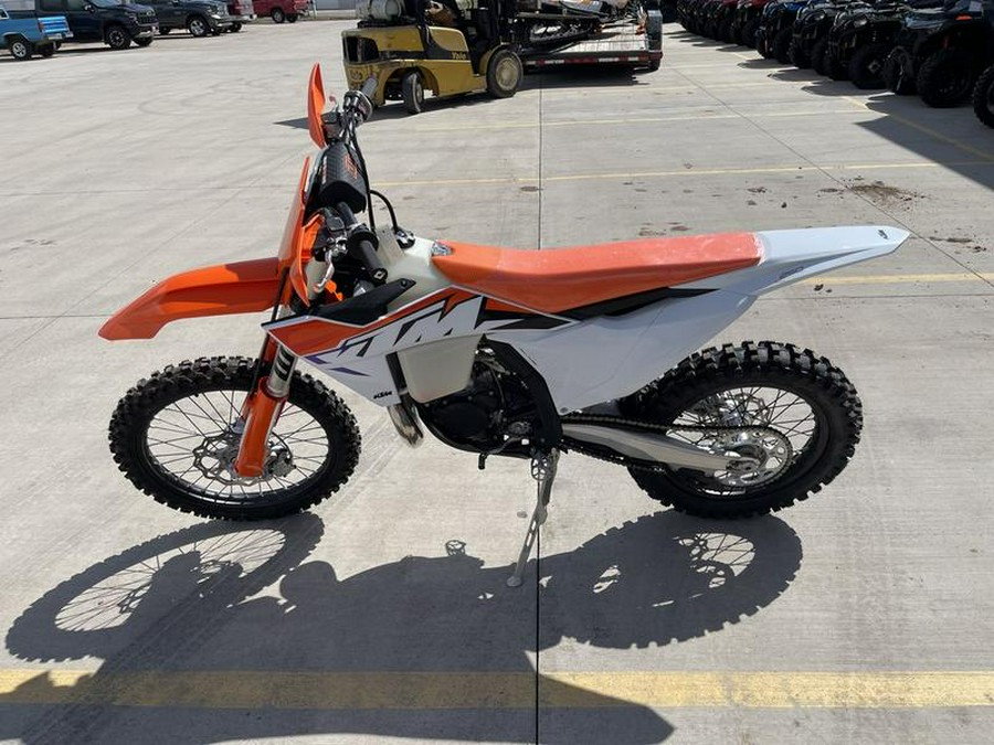 2023 KTM 250 XC