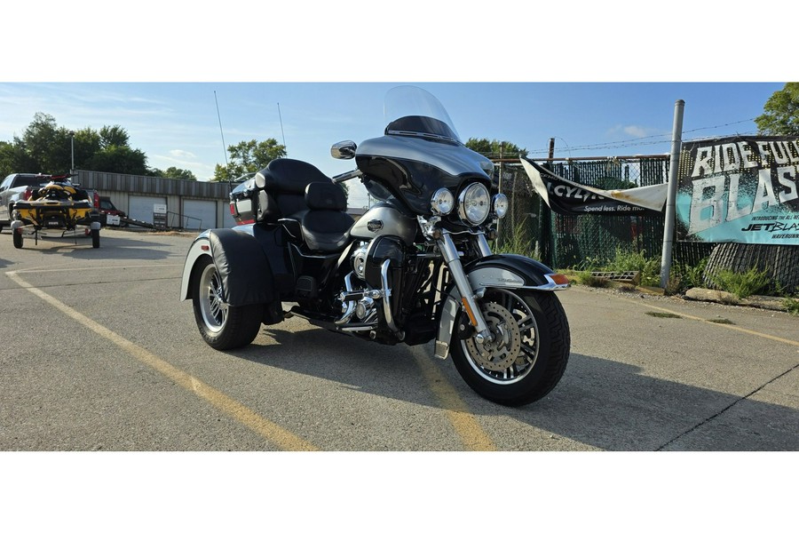2013 Harley-Davidson® TRI GLIDE ULTRA CLASSIC