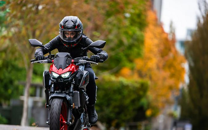 2025 Kawasaki Z500 SE ABS