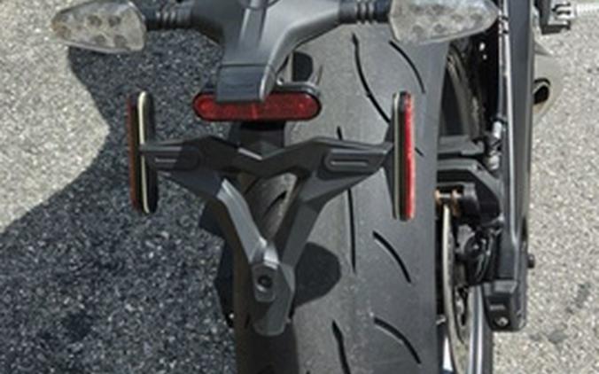 2026 TRIUMPH Daytona 660 Aluminium Silver / Sapphire Black